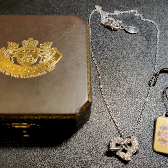 Jewelry - Picture 1 of 3